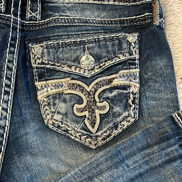 Rock Revival Jeans - Picture 2 of 7